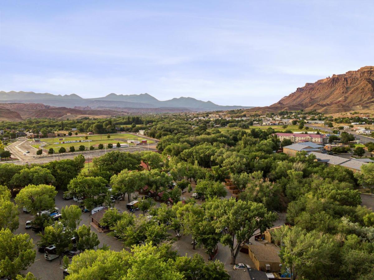 Sun Outdoors Moab Downtown Hotel Екстериор снимка
