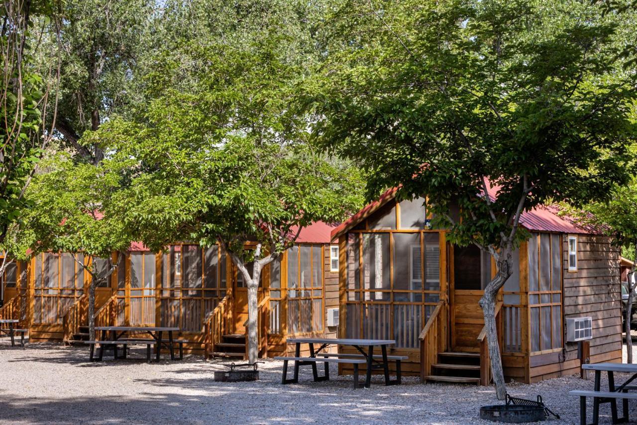 Sun Outdoors Moab Downtown Hotel Екстериор снимка