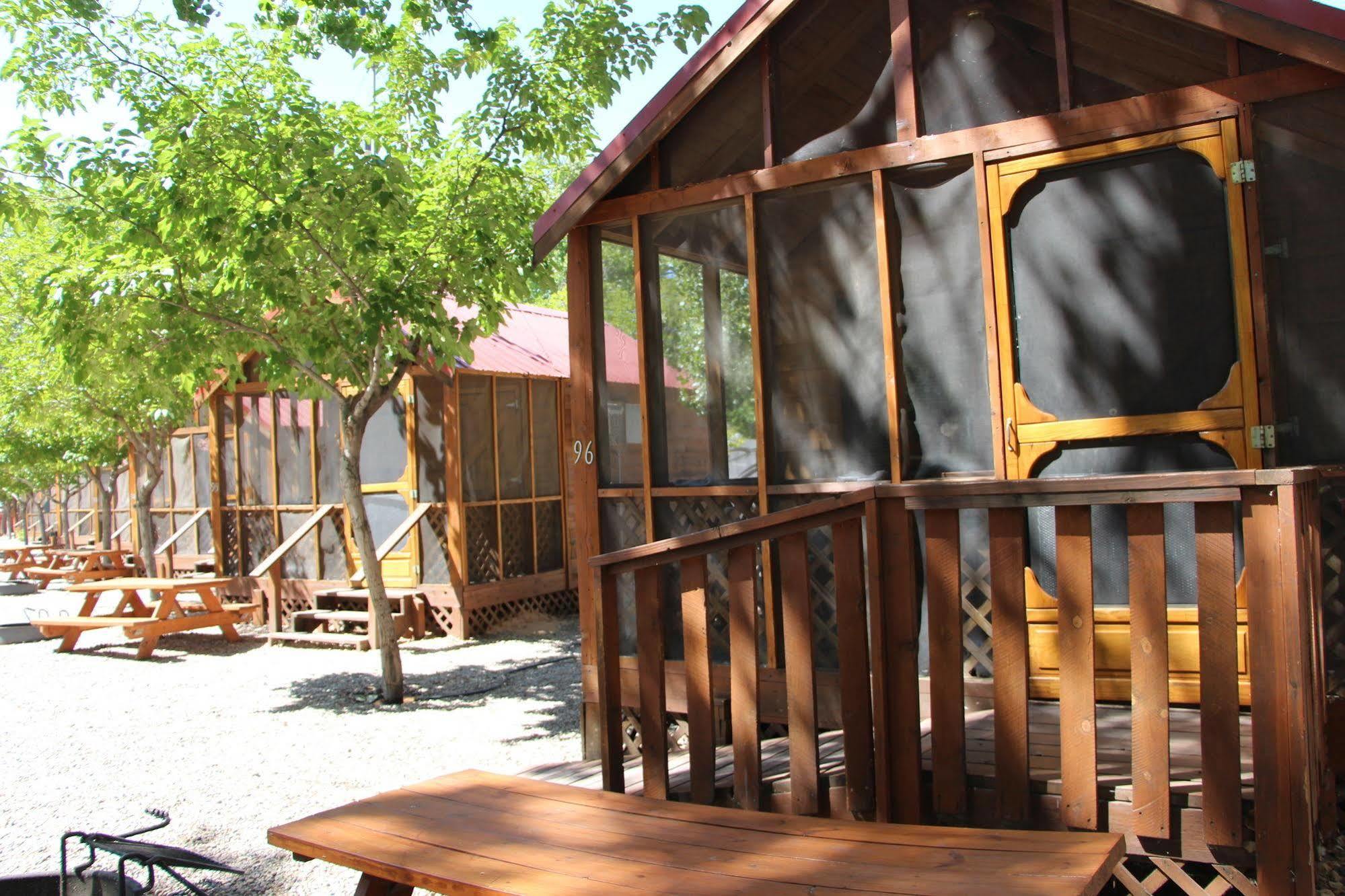 Sun Outdoors Moab Downtown Hotel Екстериор снимка